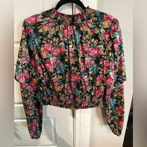 Wayf flower shirt with puff sleeves, EUC, size large